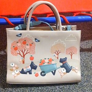 Radley of London Fall Themed Purse and wallert